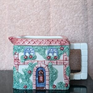 Avon Country Cottage Creamer